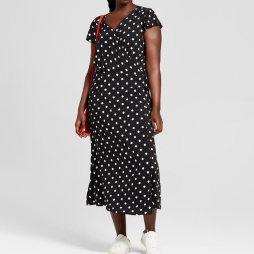Xhilaration 2XL Black and White Polka Dot Maxi Wrap Dress